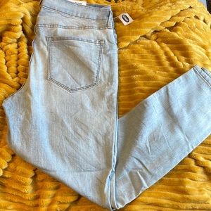 Old Navy super skinny mid-rise ankle jean